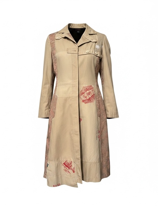 Custo Barcelona Jackets & Blazers - CUSTO BARCELONA Vintage Trenchcoat with a Patch Design Y2K